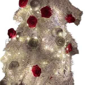 4’ NEW Angel Christmas tree comes with lights wings ILLUMINATE!! Dress form